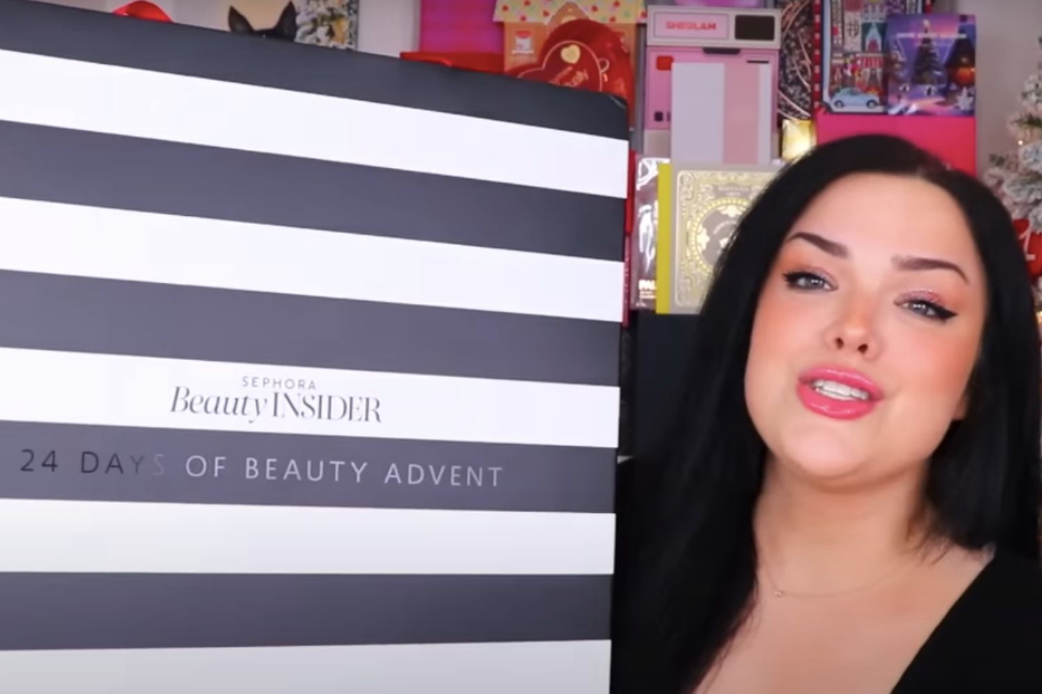 La influencer Alexandria Ryan junto al calendario de Adviento de Sephora / YOUTUBE (Alexandria Ryan) La influencer Alexandria Ryan junto al calendario de Adviento de Sephora / YOUTUBE (Alexandria Ryan)