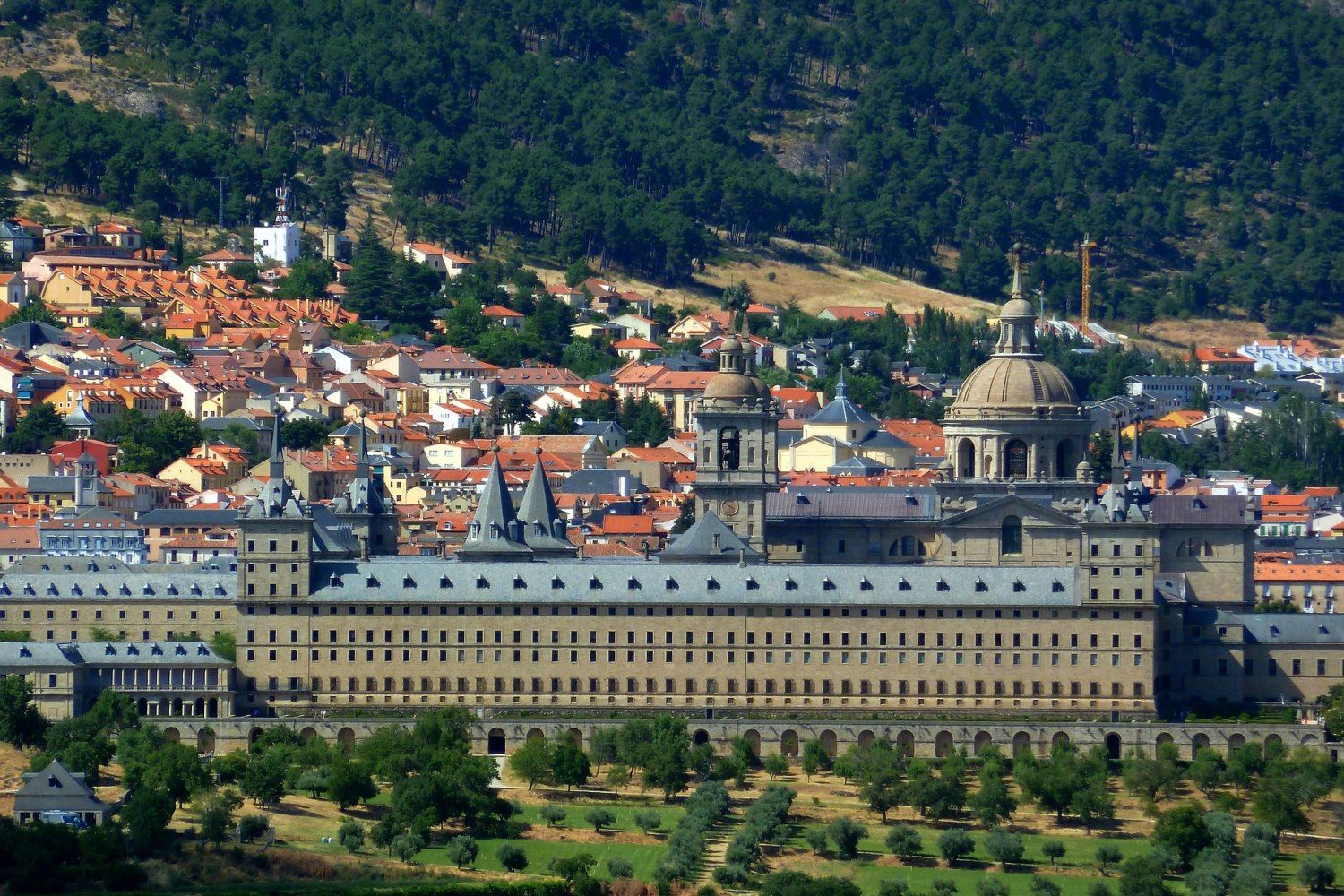 El Escorial, el municipio de la Comunidad de Madrid donde es más barato alquilar una casa   PIXABAY