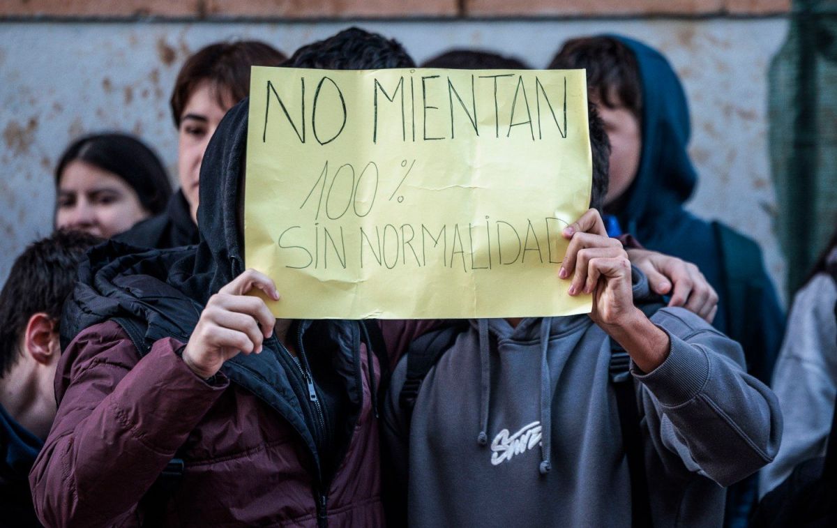 Los afectados de la DANA siguen sin las ayudas prometidas Biel Aliño EFE Los afectados de la DANA siguen sin las ayudas prometidas Biel Aliño EFE