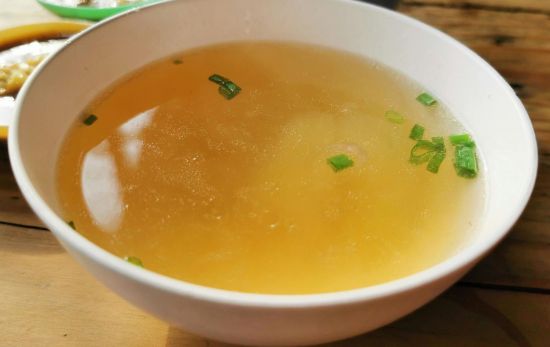 Sopa de apio depurativa/ PEXELS Sopa de apio depurativa/ PEXELS