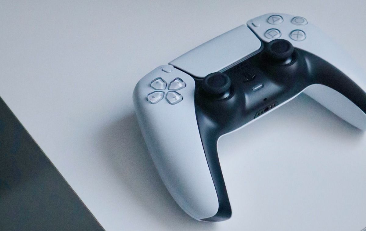 Un mando de PS5 / UNSPLASH Un mando de PS5 / UNSPLASH