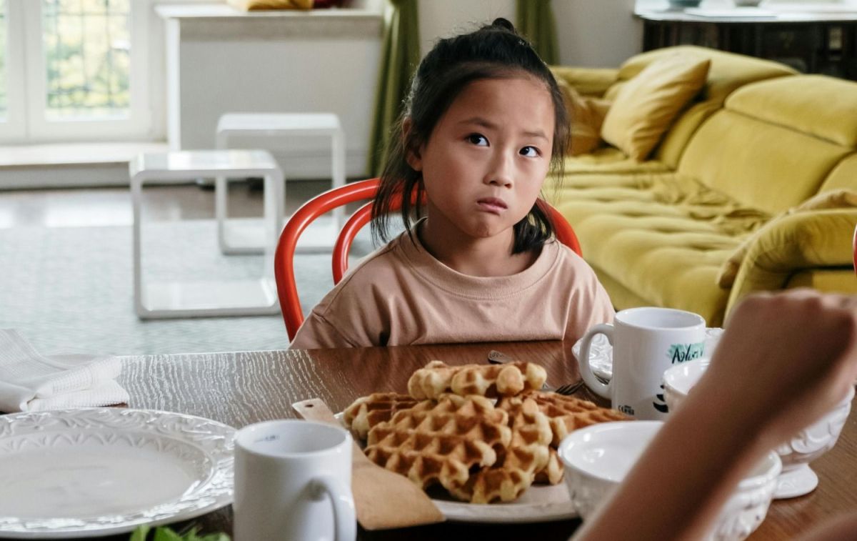 Una niña frente a unos gofres / PEXELS Una niña frente a unos gofres / PEXELS