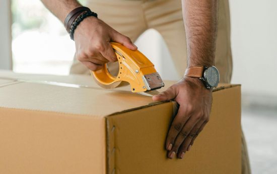 Guardar todos tus abrigos en cajas nunca fue tan fácil/PEXELS Guardar todos tus abrigos en cajas nunca fue tan fácil/PEXELS