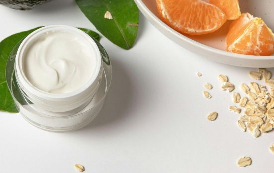 Una crema de vitamina C como la de Mercadona/ PEXELS Una crema de vitamina C como la de Mercadona/ PEXELS