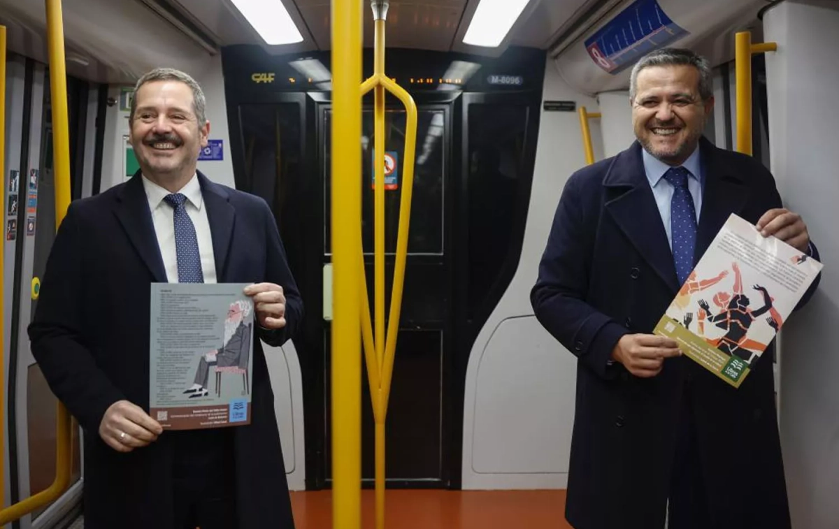 Los consejeros de Vivienda, Transportes e Infraestructuras, Jorge Rodrigo, y de Cultura, Turismo y Deporte, Mariano de Paco Serrano, inauguran la nueva edición de Libros a la calle / CM Los consejeros de Vivienda, Transportes e Infraestructuras, Jorge Rodrigo, y de Cultura, Turismo y Deporte, Mariano de Paco Serrano, inauguran la nueva edición de Libros a la calle / CM