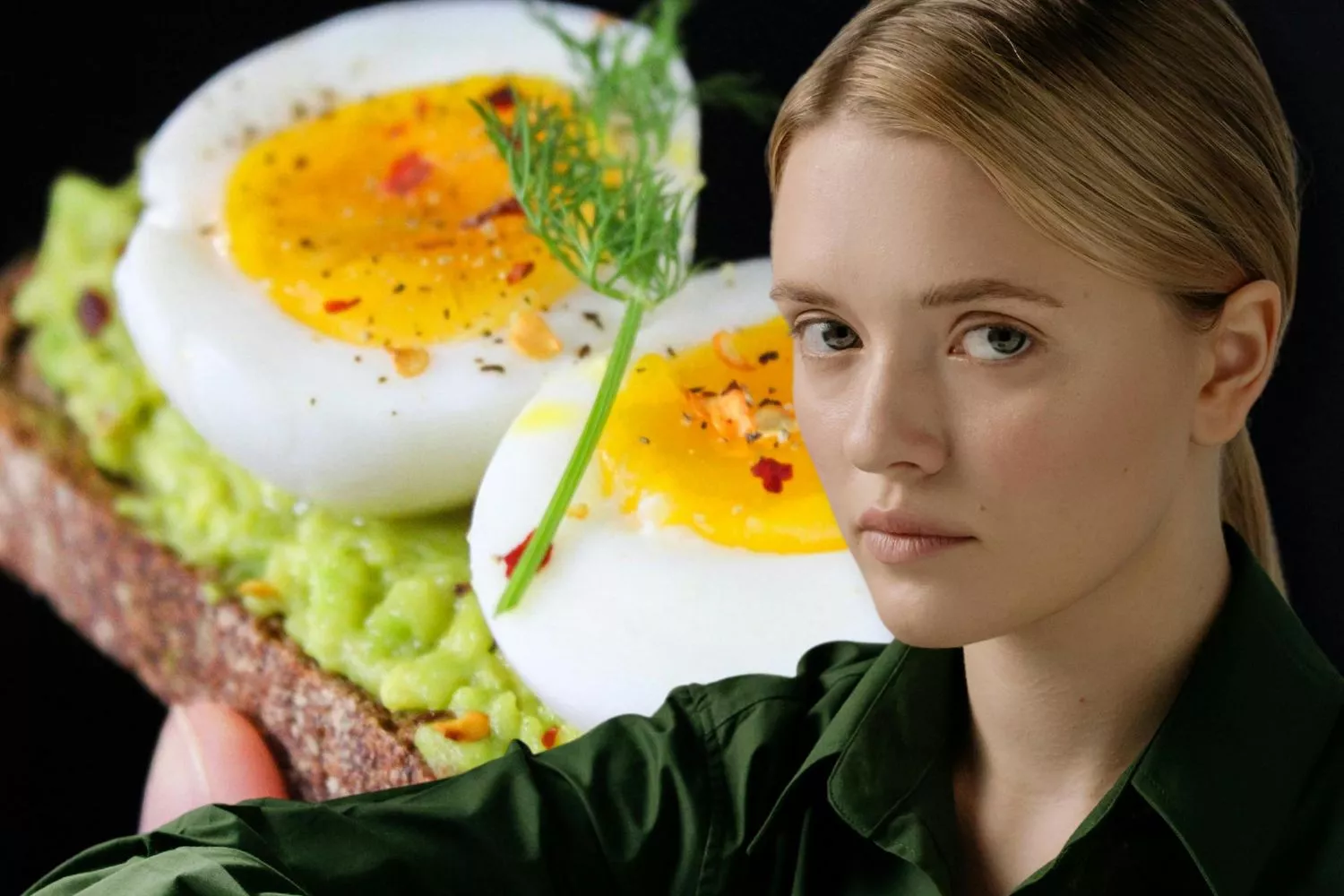 Una tostada con aguacate y huevo es un alimento equilibrado con grasas, hidratos y proteínas/ Montaje CG