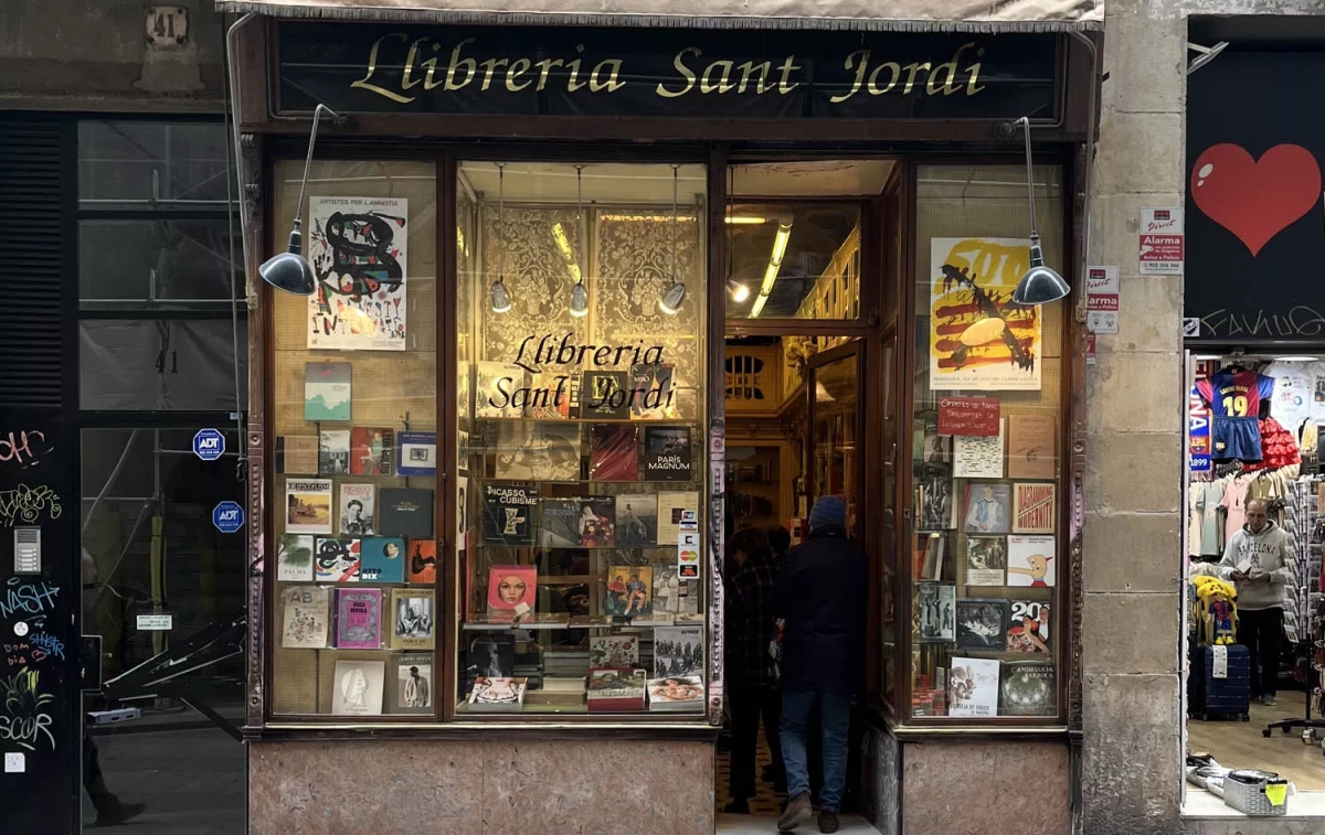 La emblemática librería de la calle Ferran / TEO CAMINO La emblemática librería de la calle Ferran / TEO CAMINO