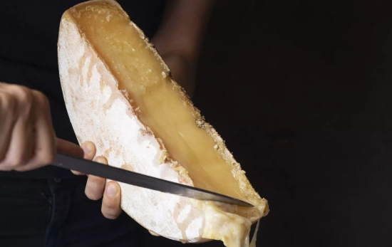 Un queso similar a los de la alerta de la Aesan / FREEPIK Un queso similar a los de la alerta de la Aesan / FREEPIK