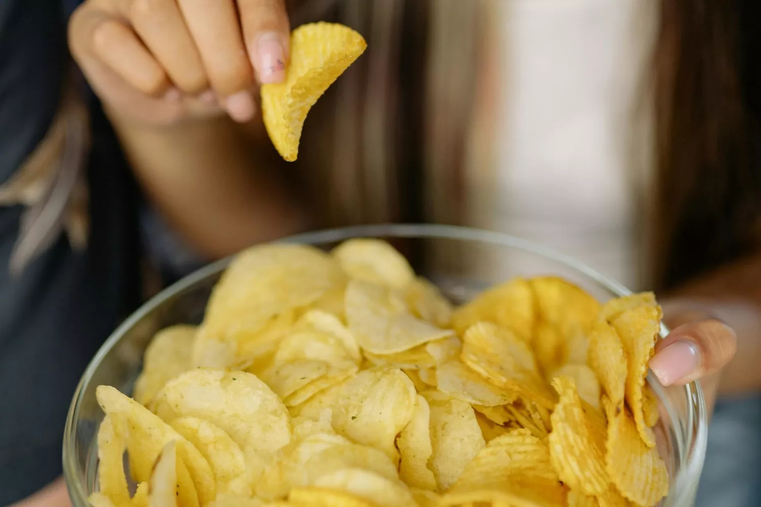 Una bolsa de patatas fritas / PEXELS Una bolsa de patatas fritas / PEXELS
