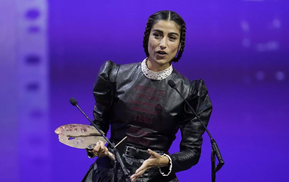 La actriz Carolina Yuste recibe el Forqué a la mejor actriz femenina por 'La infiltrada' / EUROPA PRESS - A. PEREZ MECA La actriz Carolina Yuste recibe el Forqué a la mejor actriz femenina por 'La infiltrada' / EUROPA PRESS - A. PEREZ MECA