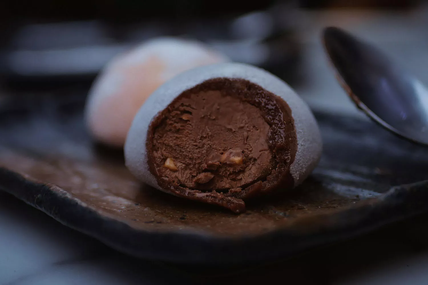 Unos mochis de chocolate similares a los de la alerta de la Aesan / PEXELS