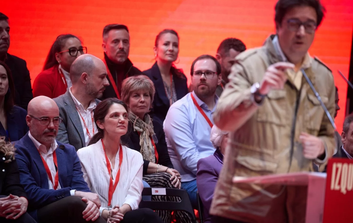 El delegado del Gobierno en la Comunidad de Madrid, Francisco Martín, y la asesora en el gabinete del Ministerio para la Transformación Digital y de la Función Pública, Pilar Sánchez Acera, durante el 15º Congreso Regional del PSOE-M El delegado del Gobierno en la Comunidad de Madrid, Francisco Martín, y la asesora en el gabinete del Ministerio para la Transformación Digital y de la Función Pública, Pilar Sánchez Acera, durante el 15º Congreso Regional del PSOE-M