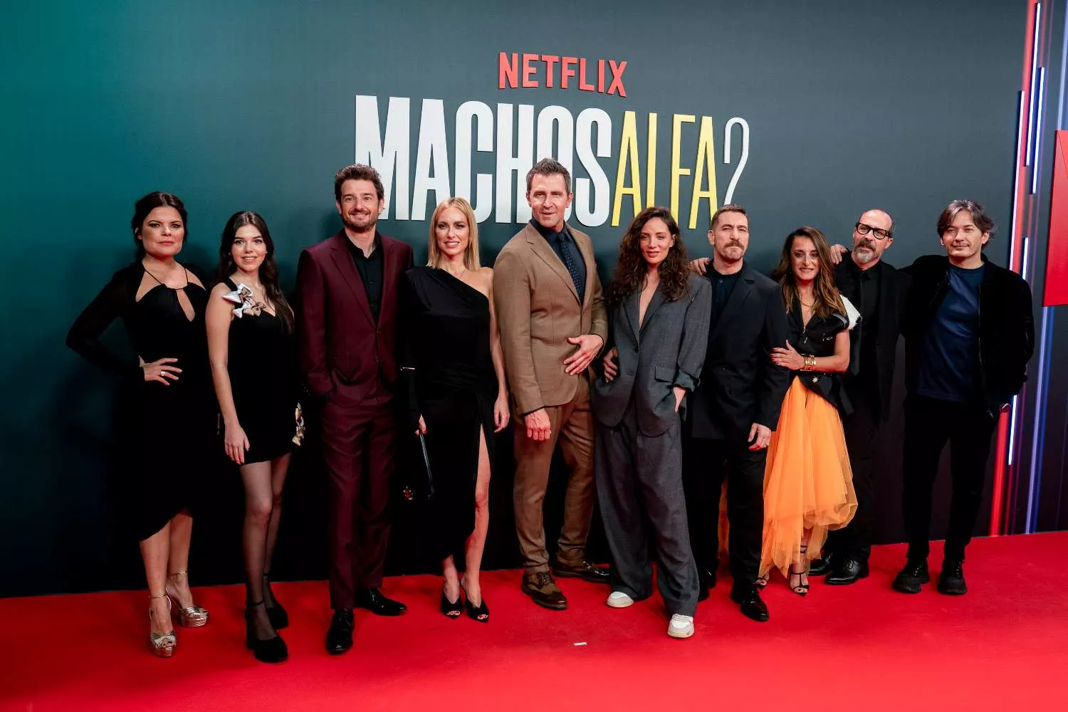 El elenco de Machos Alfa / EP
