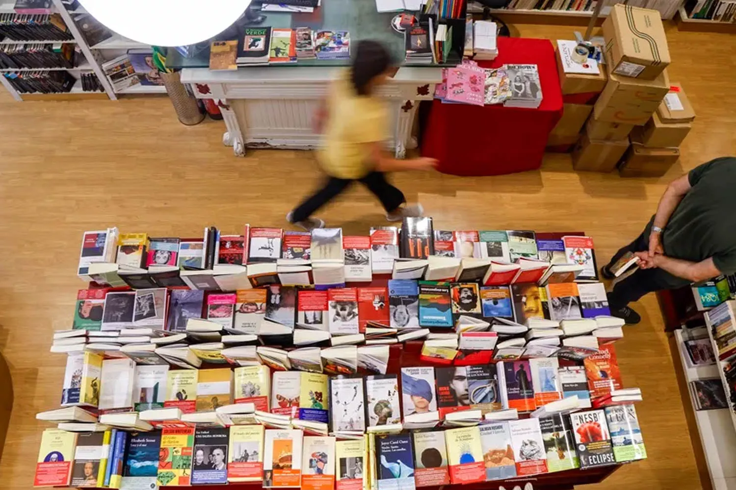 Vista general de una de las librerías de España / JAVI COLMENERO - EFE