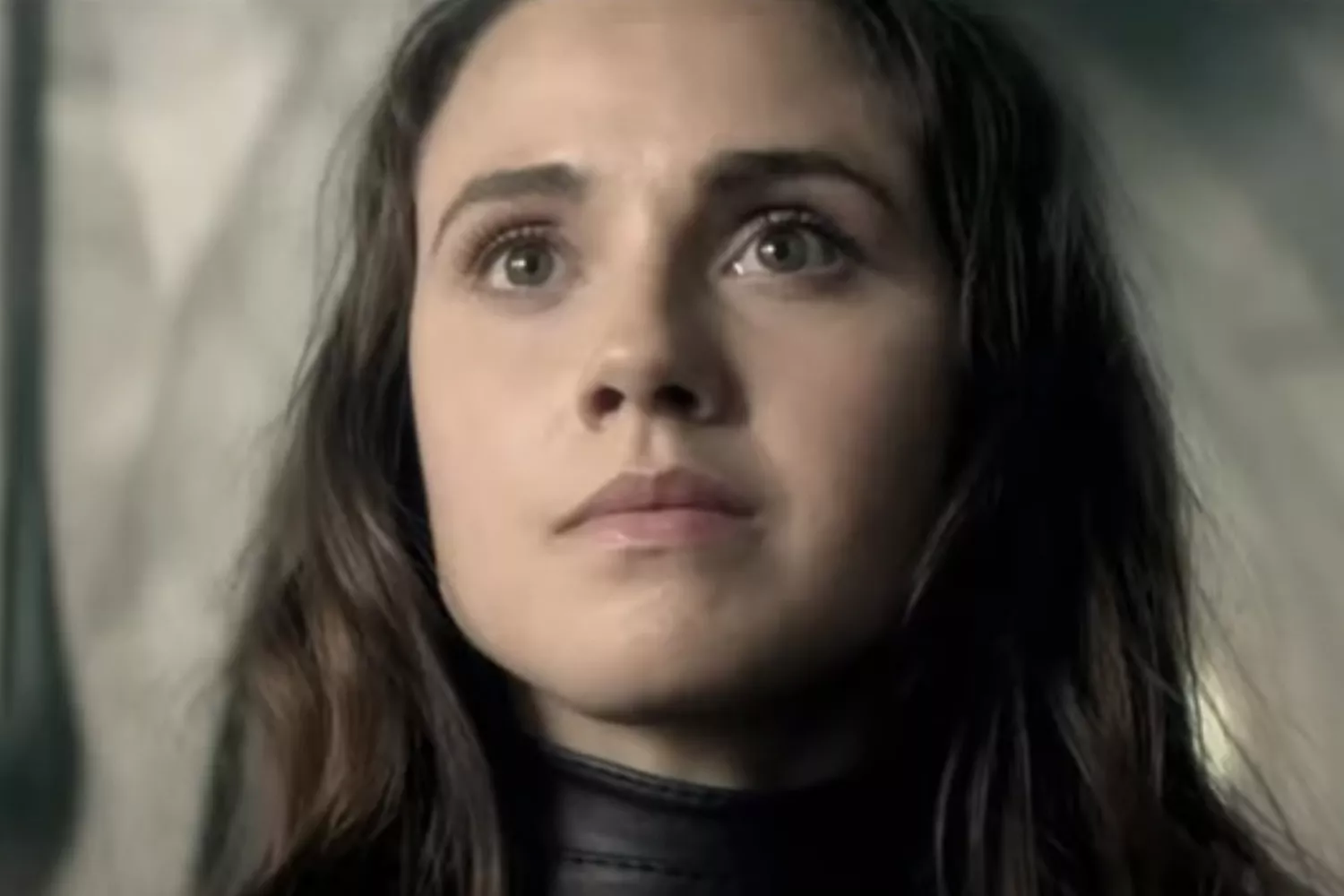 Una escena de la serie de Amazon Prime 'Fourth Wing', la adaptación del libro 'Alas de sangre' de Rebecca Yarros YOUTUBE