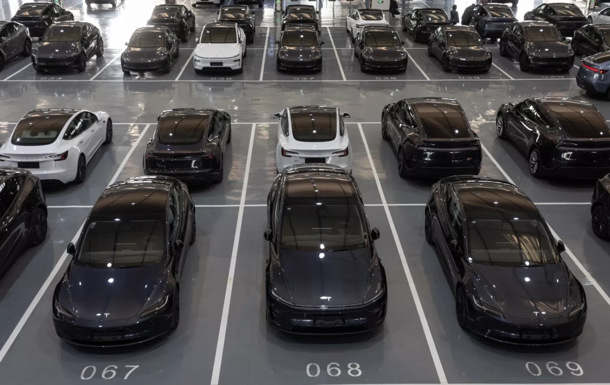 Varios Tesla vendidos JESSICA LEE EFE Varios Tesla vendidos JESSICA LEE EFE