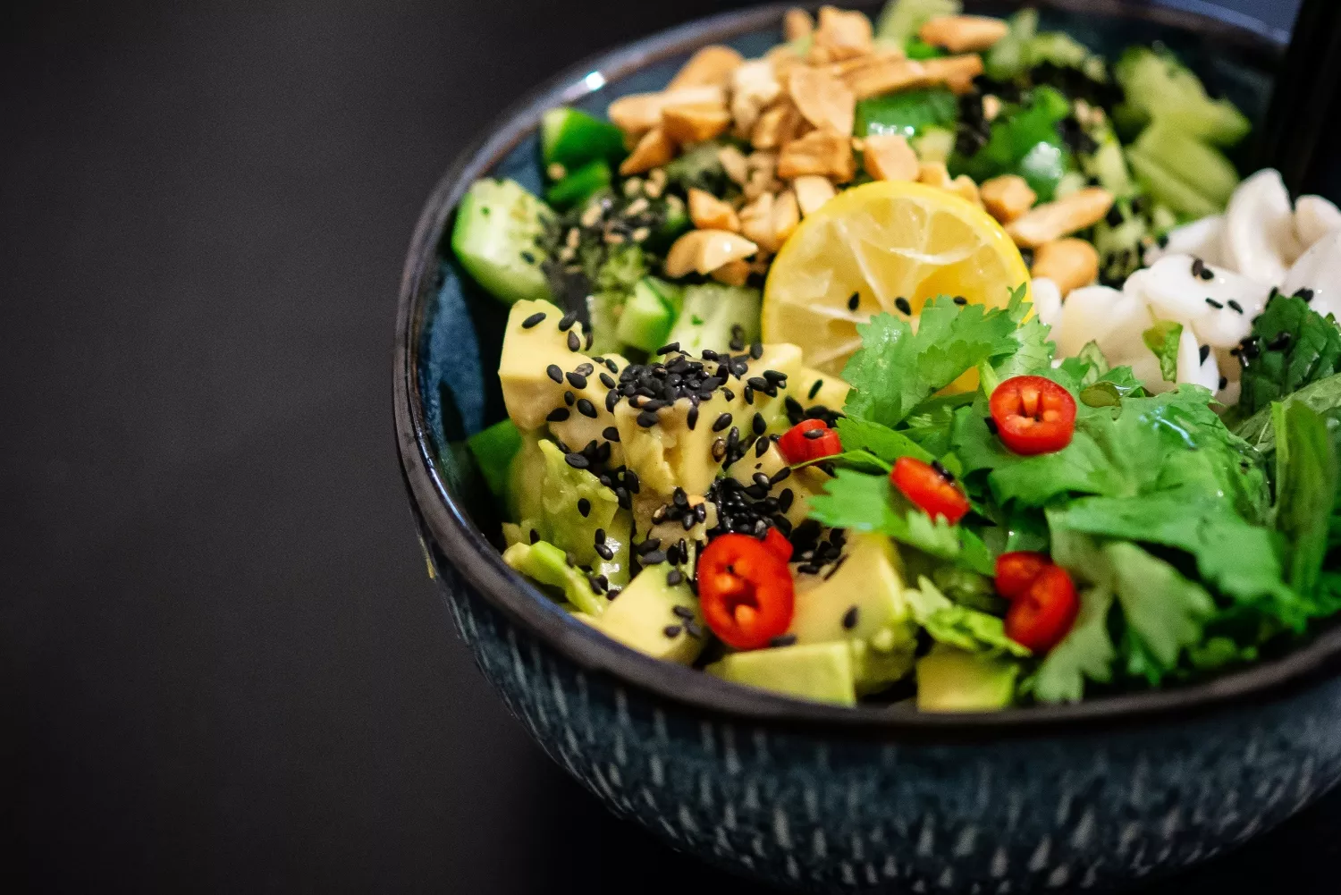El complemento ideal para una comida saludable son los pensamientos en calma / UNSPLASH El complemento ideal para una comida saludable son los pensamientos en calma / UNSPLASH