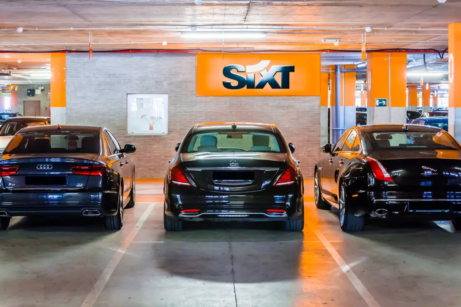Coches alquilados por Sixt / SIXT Coches alquilados por Sixt / SIXT