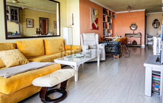 Interior del ático en venta de Marisol en Málaga / IDEALISTA Interior del ático en venta de Marisol en Málaga / IDEALISTA