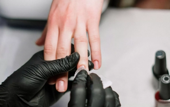 La nueva tendencia de uñas que está arrasando en los salones de belleza/ PEXELS La nueva tendencia de uñas que está arrasando en los salones de belleza/ PEXELS