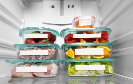 Comida en una nevera/ FREEPIK Comida en una nevera/ FREEPIK