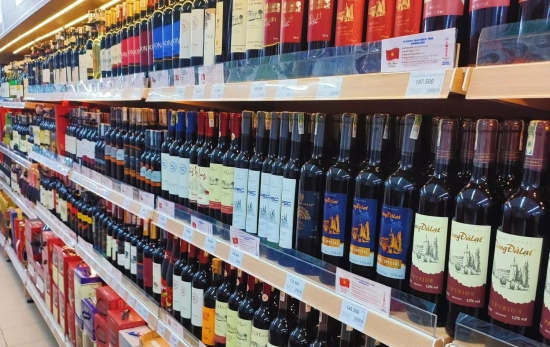 Vinos en un supermercado / UNSPLASH Vinos en un supermercado / UNSPLASH