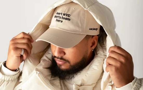 Una gorra de la colección / WELOVENYCCOLLECTION Una gorra de la colección / WELOVENYCCOLLECTION