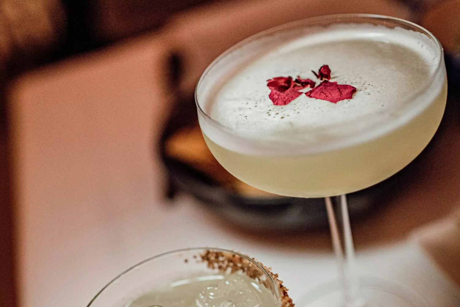 Un pisco-sour / UNSPLASH