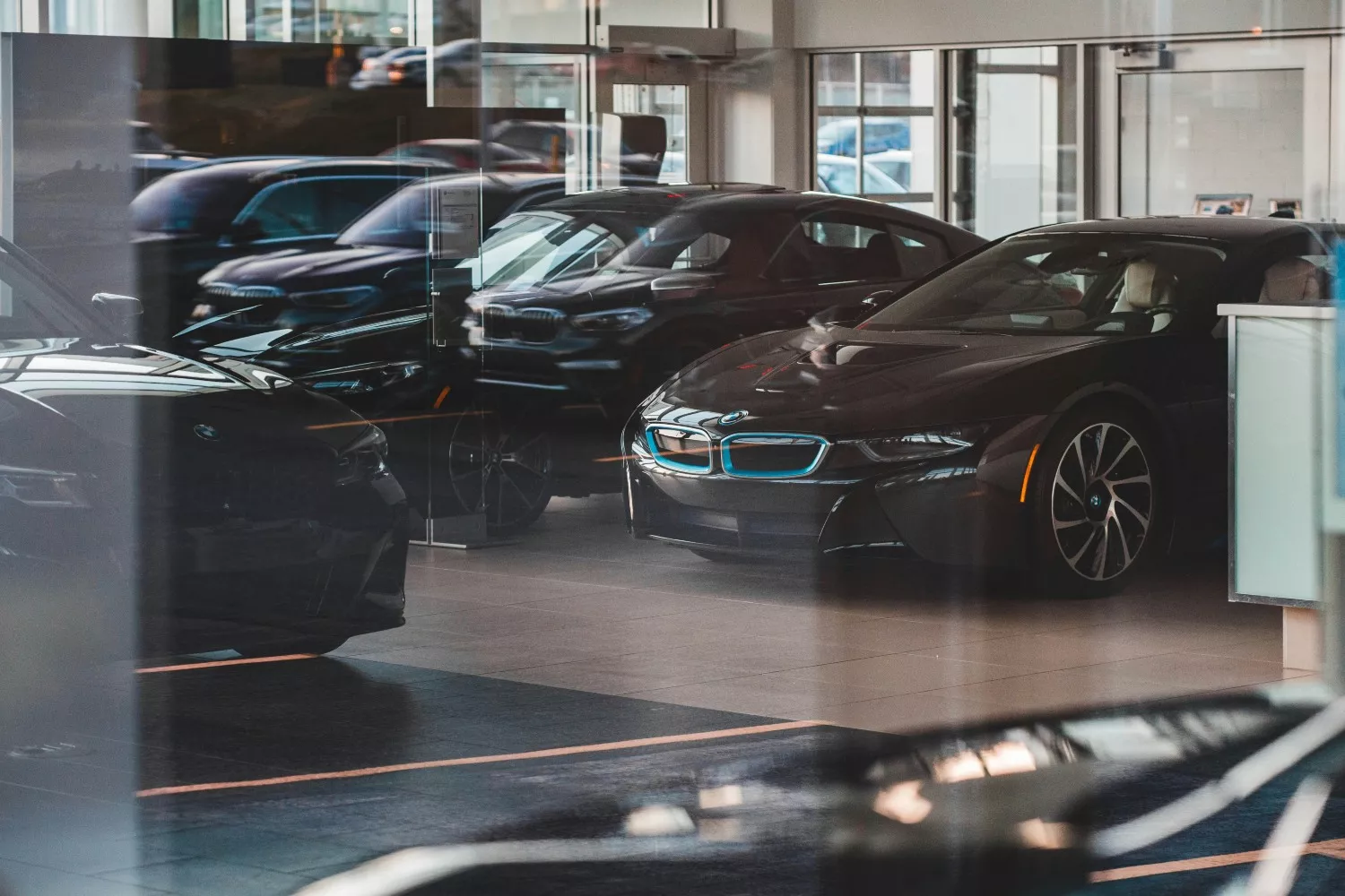 Un concesionario de coches / UNSPLASH