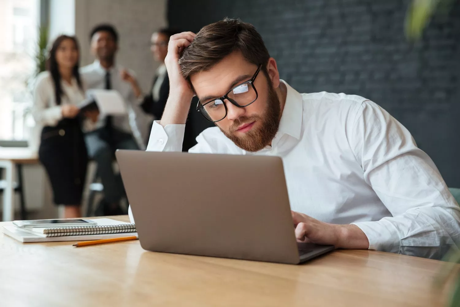 Un consumidor comprueba si sus datos se han visto afectados por el ataque a Cecotec