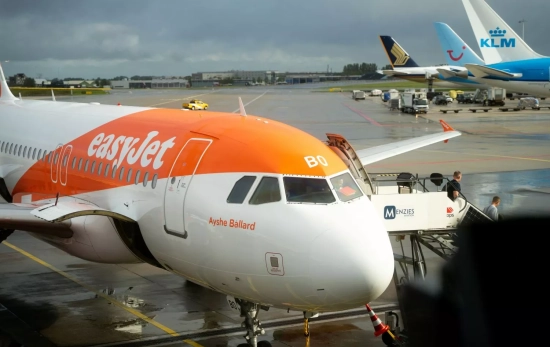 Un avión de EasyJet / UNSPLASH Un avión de EasyJet / UNSPLASH