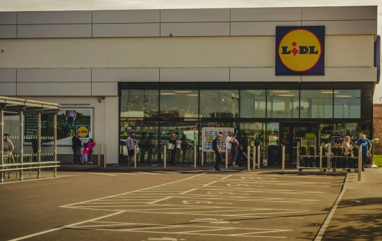 Un supermercado Lidl / LIDL Un supermercado Lidl / LIDL