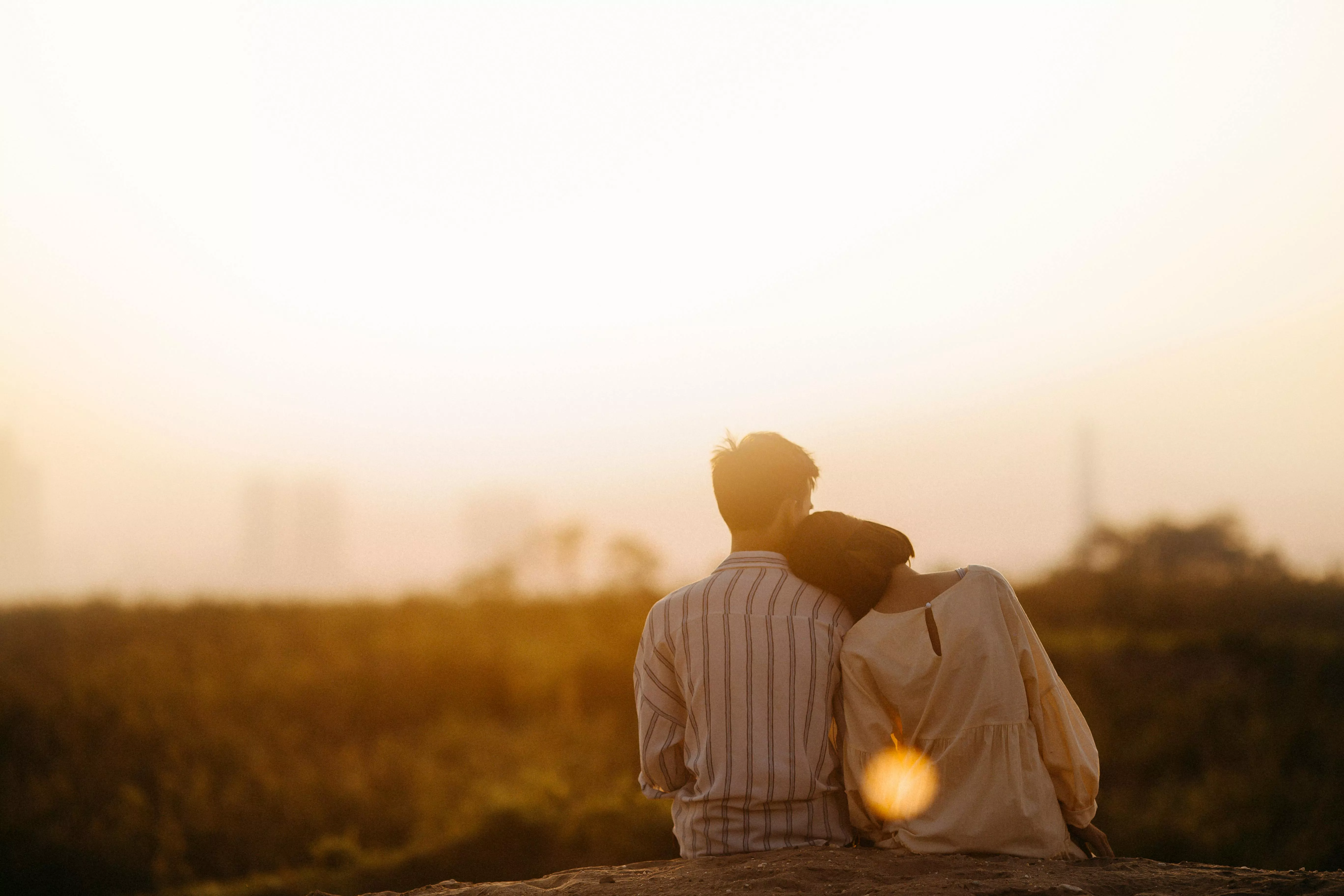 El proceso de enamoramiento dura como mucho 3 años en las mujeres y 6 en los hombres/ PEXELS