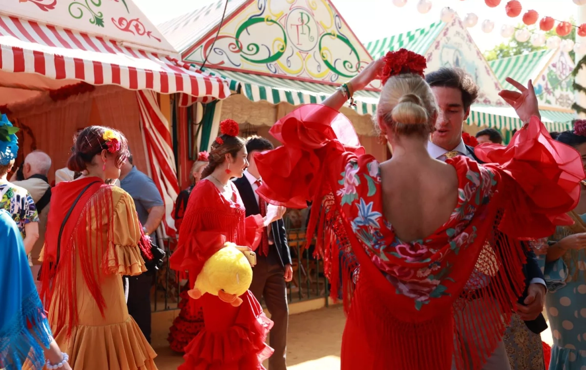 Ambiente que se vive en el Real de la Feria Rocío Ruz EP Ambiente que se vive en el Real de la Feria Rocío Ruz EP