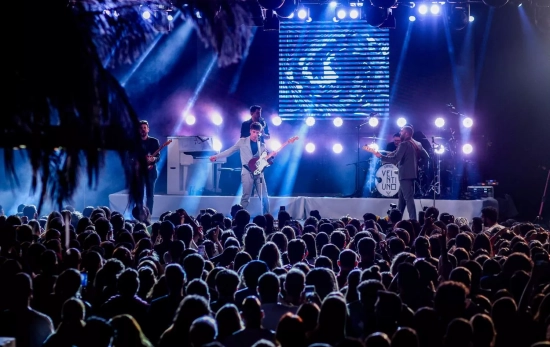 El grupo Veintiuno durante un concierto en La Riviera / EUROPA PRESS - RICARDO RUBIO El grupo Veintiuno durante un concierto en La Riviera / EUROPA PRESS - RICARDO RUBIO