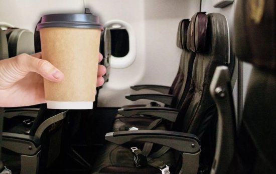 Descubre por qué el café sabe tan mal en la cabina de un avión/ Montaje CG Descubre por qué el café sabe tan mal en la cabina de un avión/ Montaje CG