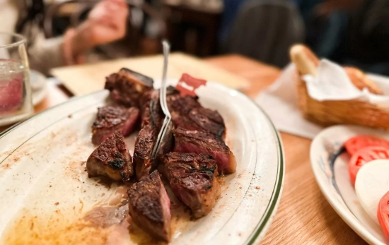 Un plato de carne / UNSPLASH Un plato de carne / UNSPLASH
