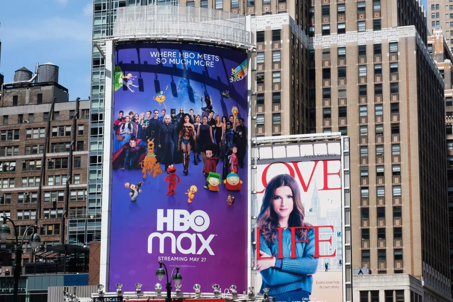 Una valla publicitaria del servicio de transmisión HBO Max en Nueva York / JUSTIN LANE - EFE