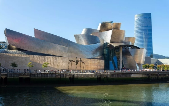 El Museo Guggenheim de Bilbao / UNSPLASH El Museo Guggenheim de Bilbao / UNSPLASH