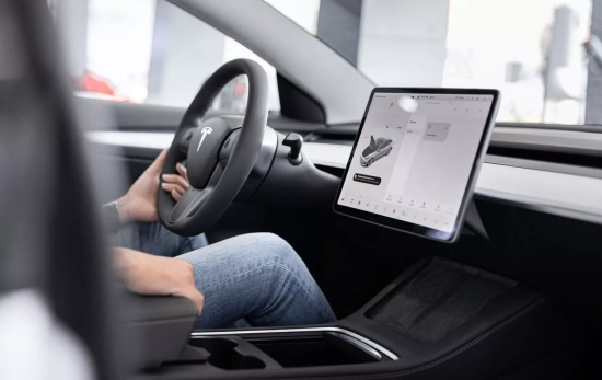 El interior de un coche de Tesla / UNSPLASH El interior de un coche de Tesla / UNSPLASH