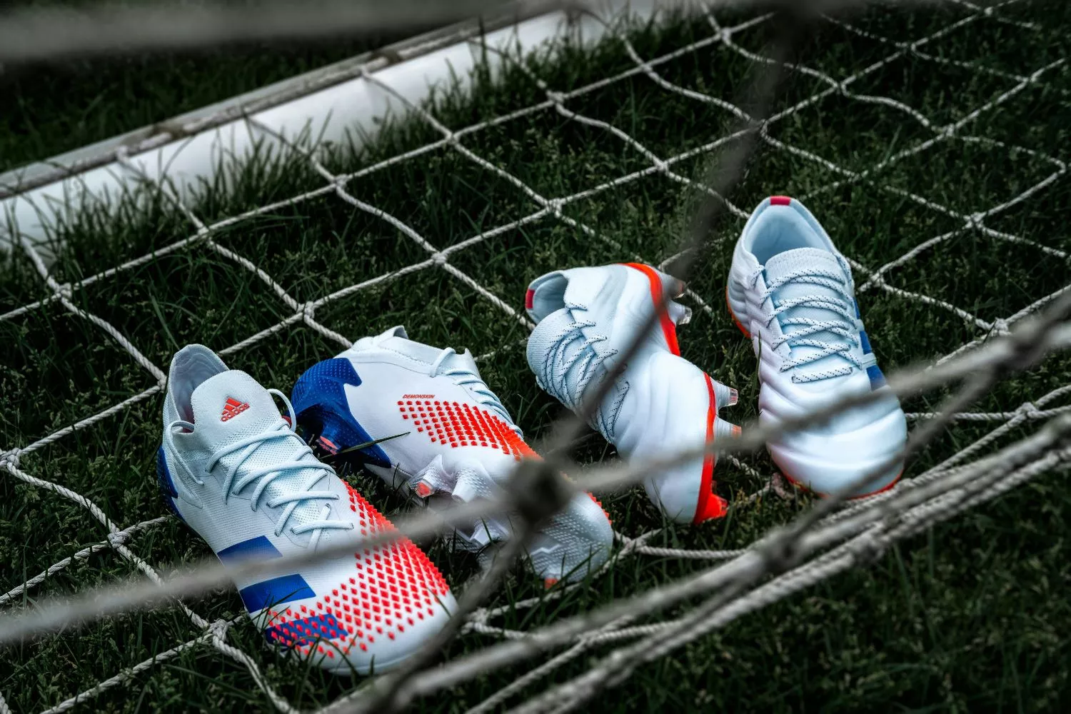 Unas botas de fútbol de Adidas / UNSPLASH Unas botas de fútbol de Adidas / UNSPLASH