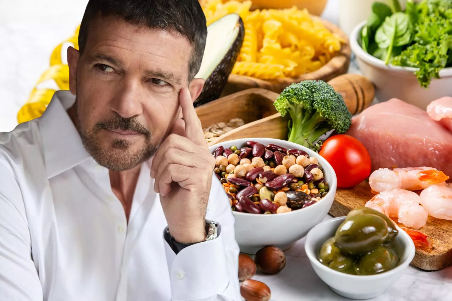 No lo sabías: el alimento que tiene prohibido Antonio Banderas por motivos de salud/ Montaje CG