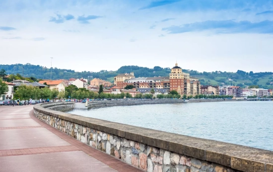 Paseo marítimo de Hondarribia/ CANVA Paseo marítimo de Hondarribia/ CANVA