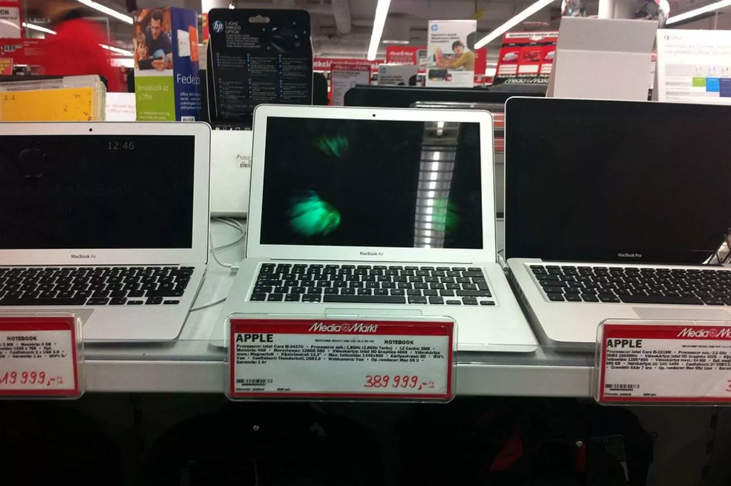 Portátil en MediaMarkt / FLICKR