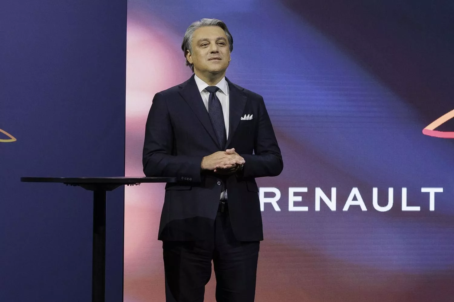 El consejero delegado de Renault, Luca de Meno, en un acto EP