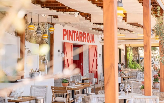 Restaurante Pintarroja en Menorca CEDIDA Restaurante Pintarroja en Menorca CEDIDA