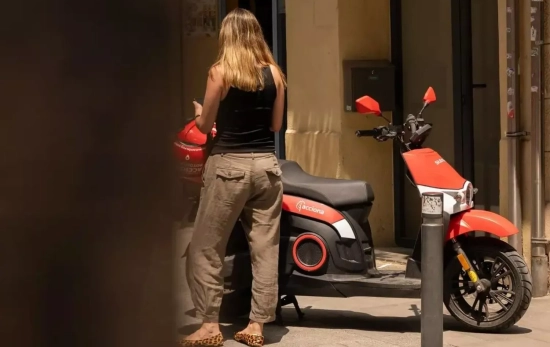 Una moto de la compañía ACCIONA MOTO FACEBOOK Una moto de la compañía ACCIONA MOTO FACEBOOK
