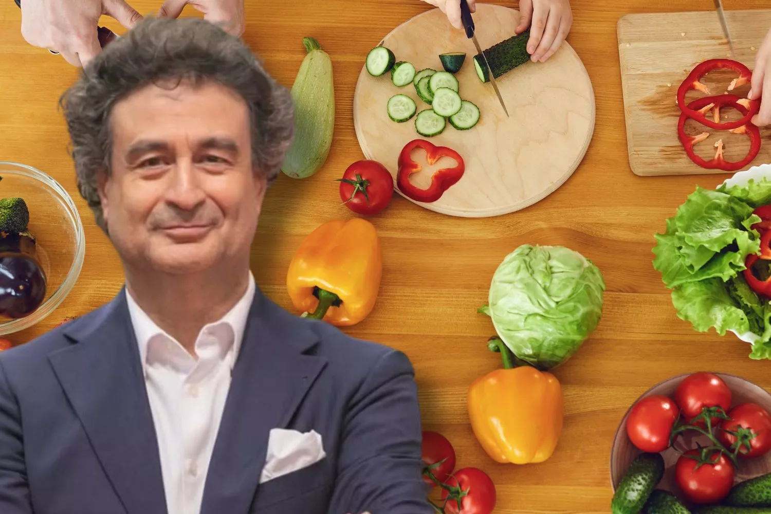 Pepe Rodríguez y diferentes alimentos de la dieta mediterránea / Montaje CG