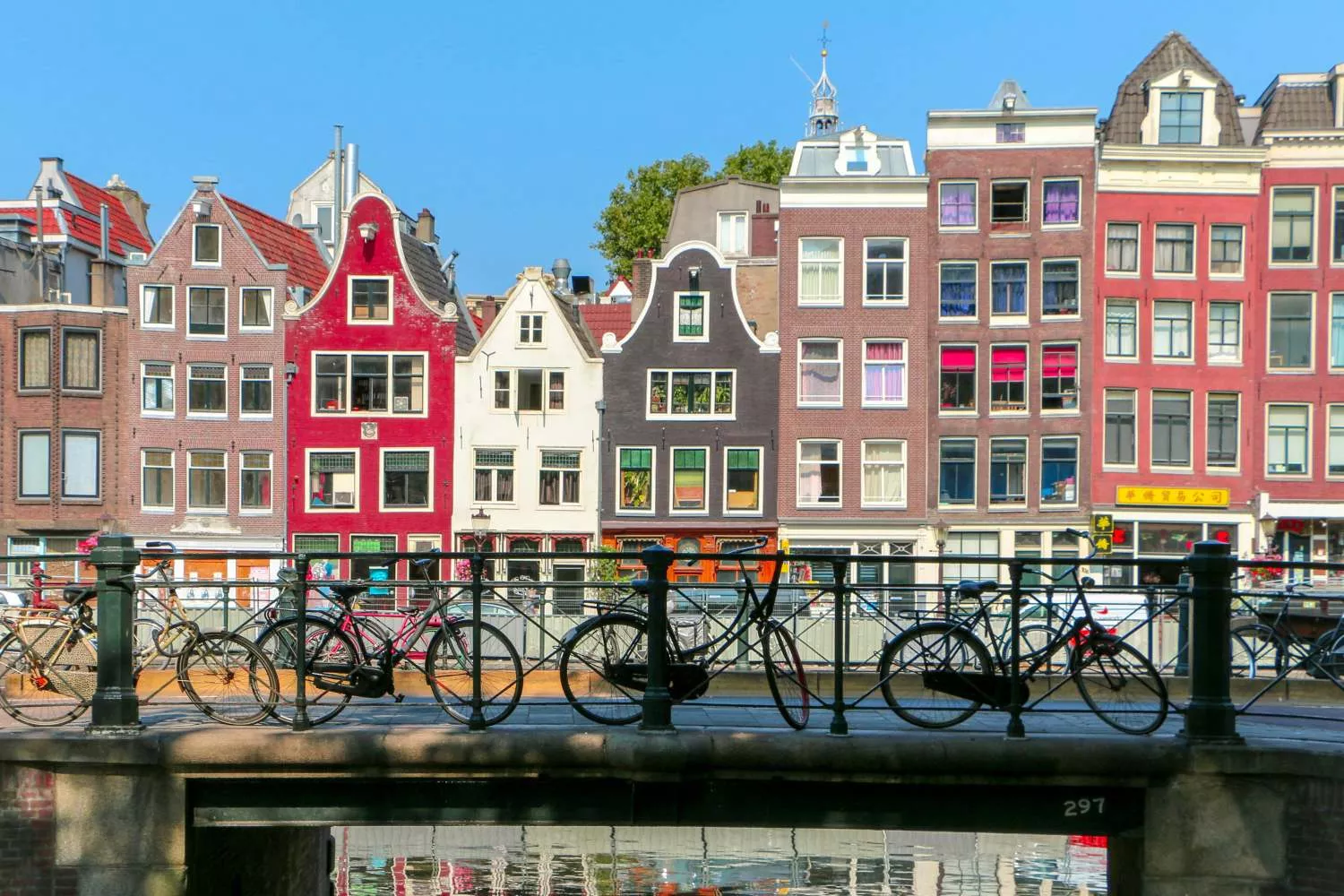 Una vista de Ámsterdam, una de las ciudades con mayor calidad de vida del mundo / UNSPLASH