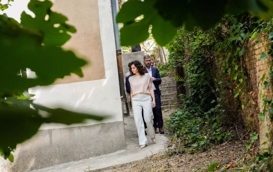 La presidenta regional, Isabel Díaz Ayuso, visita Velintonia, la casa del poeta Vicente Aleixandre La presidenta regional, Isabel Díaz Ayuso, visita Velintonia, la casa del poeta Vicente Aleixandre